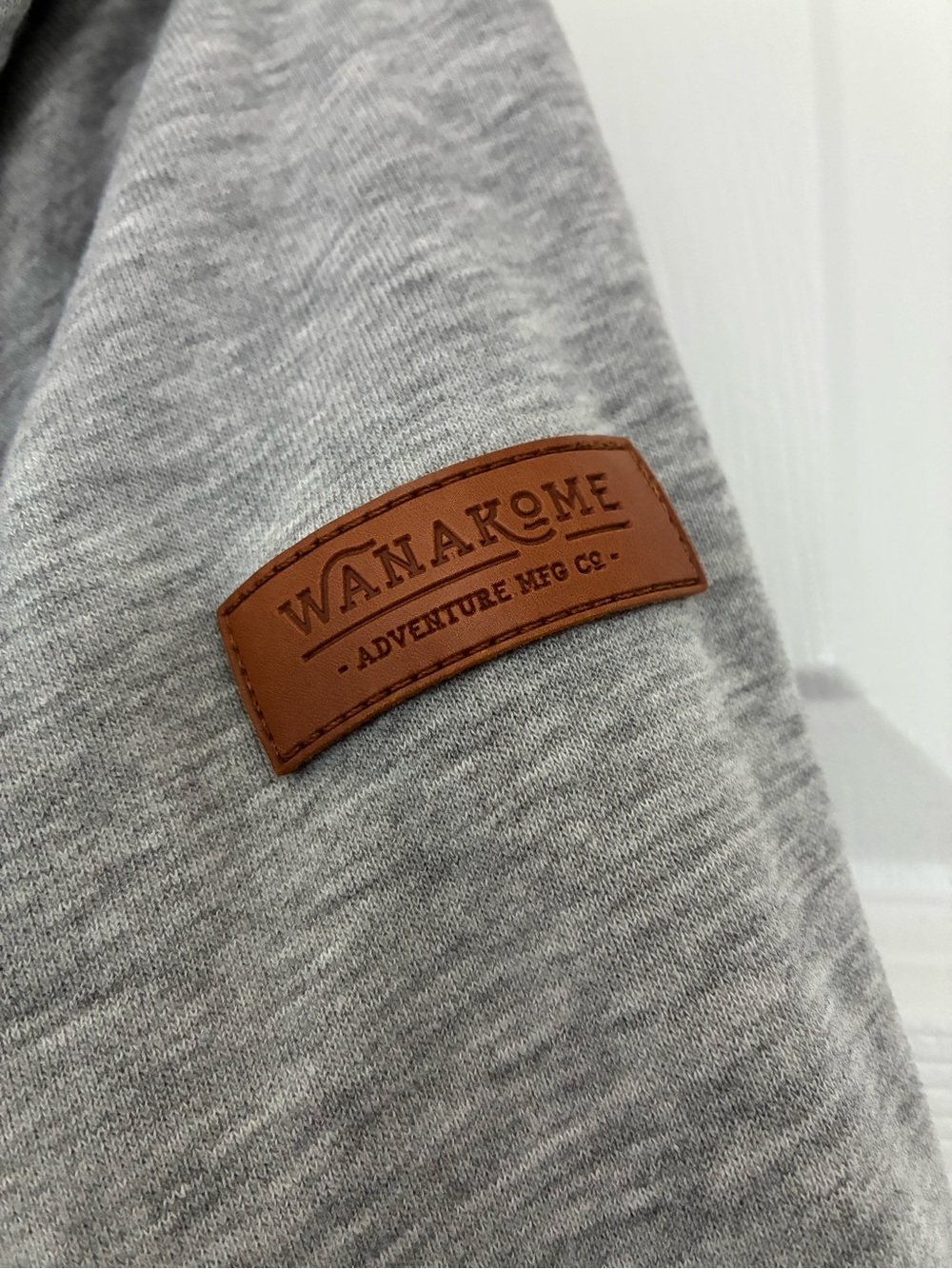 Wanakome Heather Gray Quilted-Collar Zip Hoodie with White Trim - Picture 4 of 5